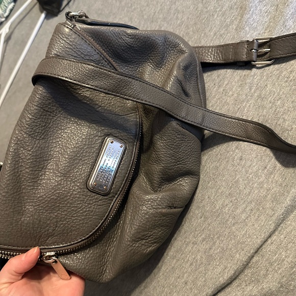 Marc Jacobs Grey Crossbody - Picture 1 of 2